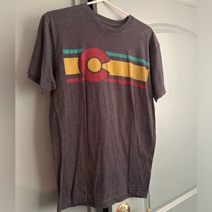 Men’s Medium Shirt. MUST BE BUNDLED